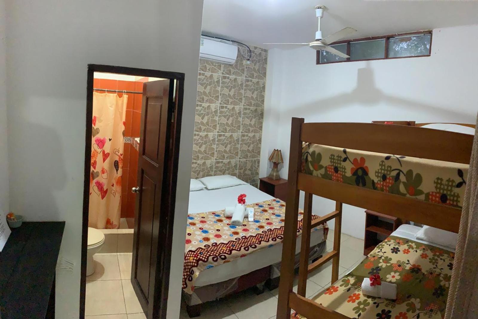 Hostal Casa Taisha Монтаньїта Екстер'єр фото