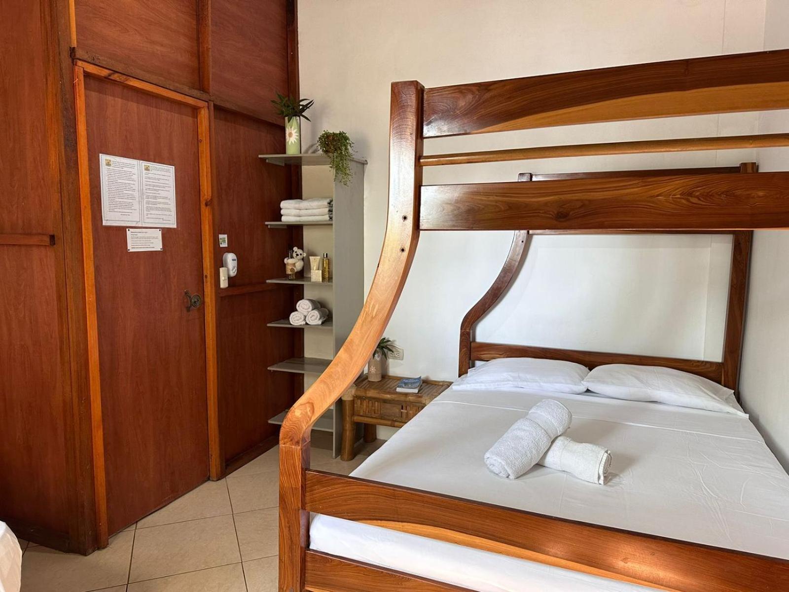 Hostal Casa Taisha Монтаньїта Екстер'єр фото