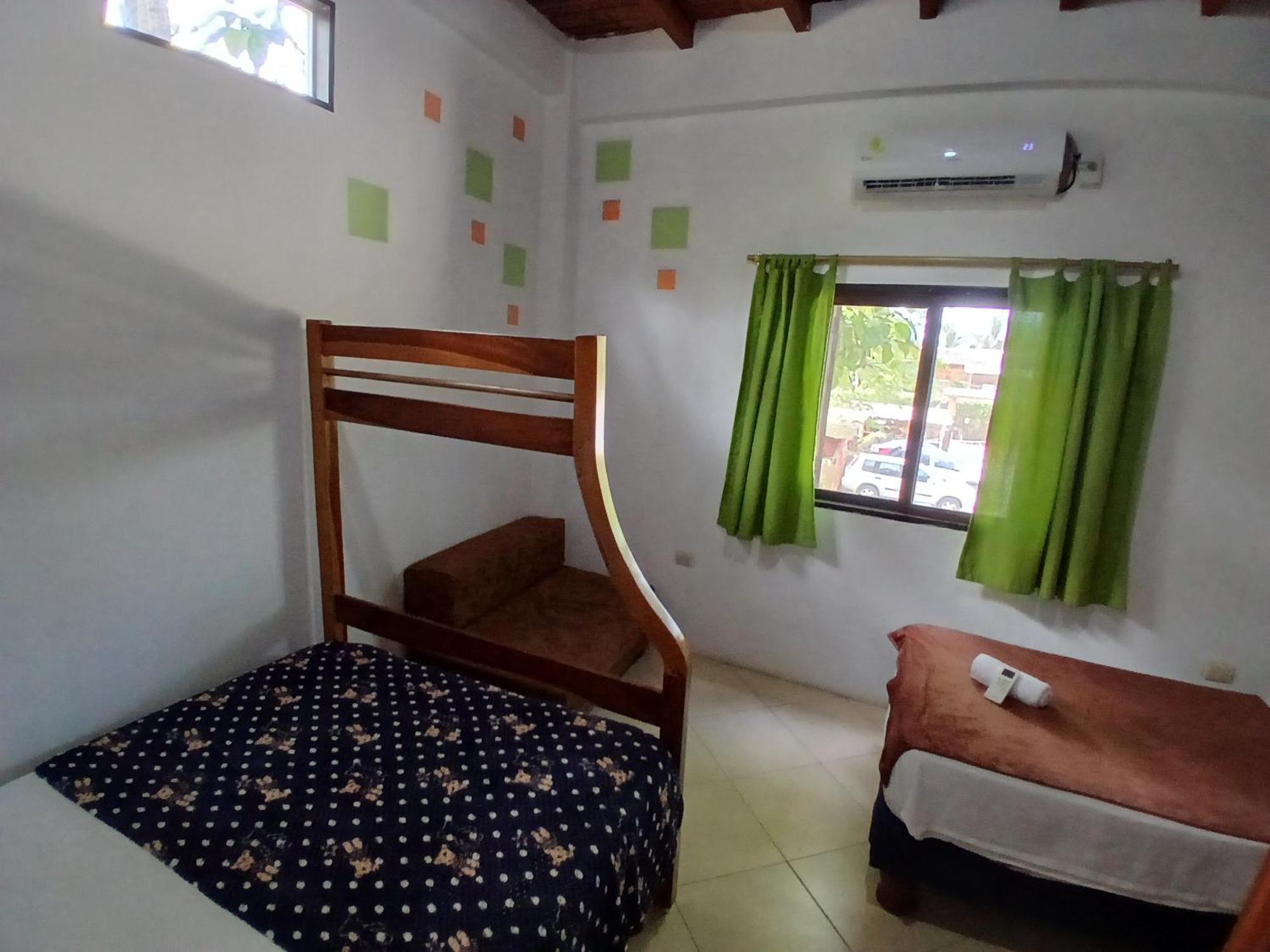 Hostal Casa Taisha Монтаньїта Екстер'єр фото